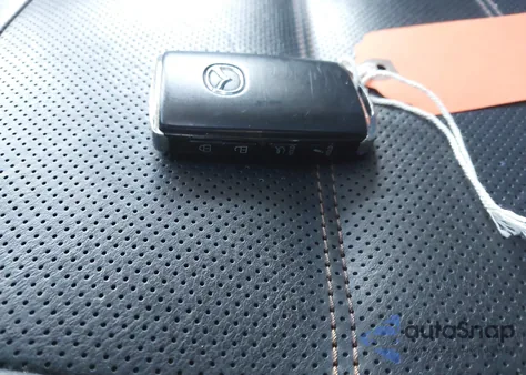 2022 Mazda Cx-5 2.5 S Preferred z USA, uszkodzony, nr VIN JM3KFBCM5N1565452